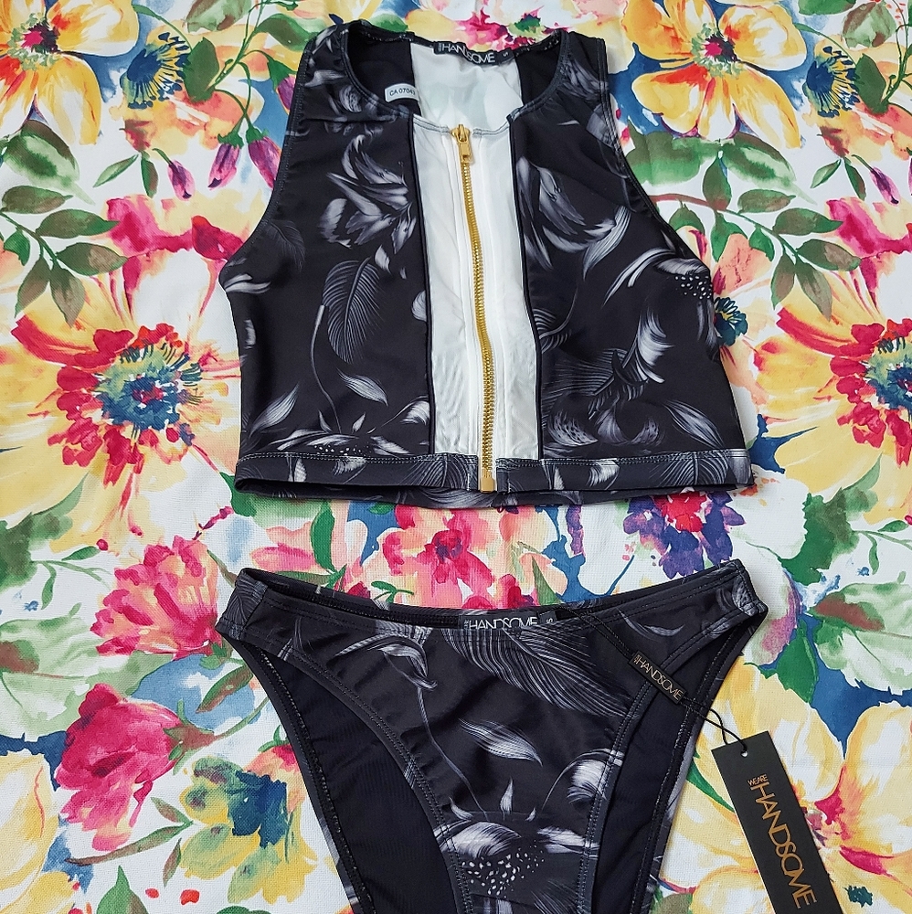 2 piece CHIC Bathing suit with sheer and gold zipp